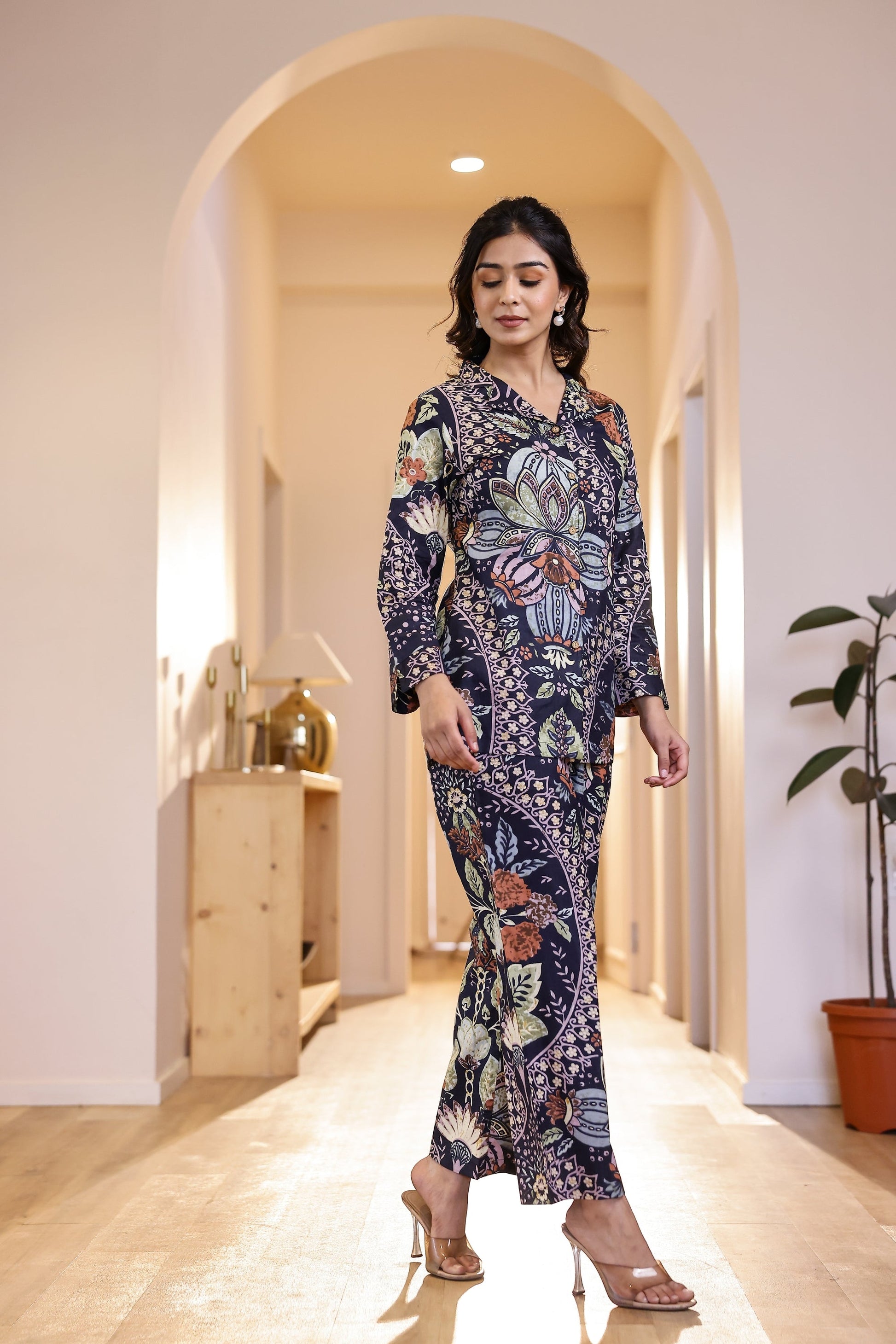 Cotton Printed Straight Cord Set | Co-Ord Set | Shop stylish women's clothing online at Label Flavia |
